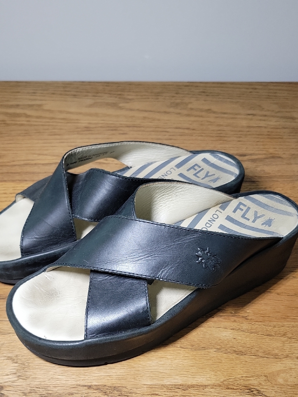 FLY LONDON Women's Begs Slide Sandal Black Size 9-9.5 US & EURO 40